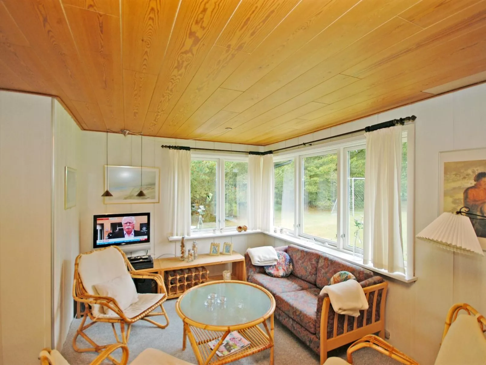 "Josina" - 1.3km from the sea-Inside