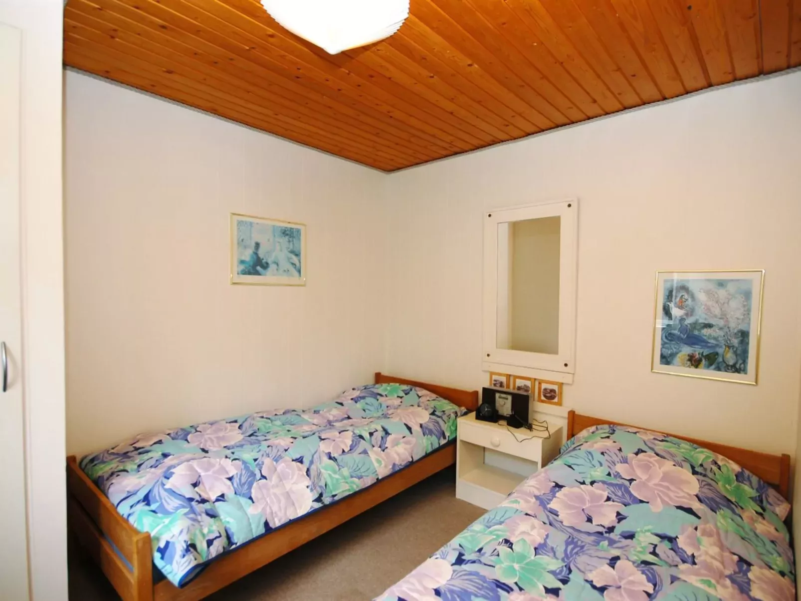 "Josina" - 1.3km from the sea-Inside