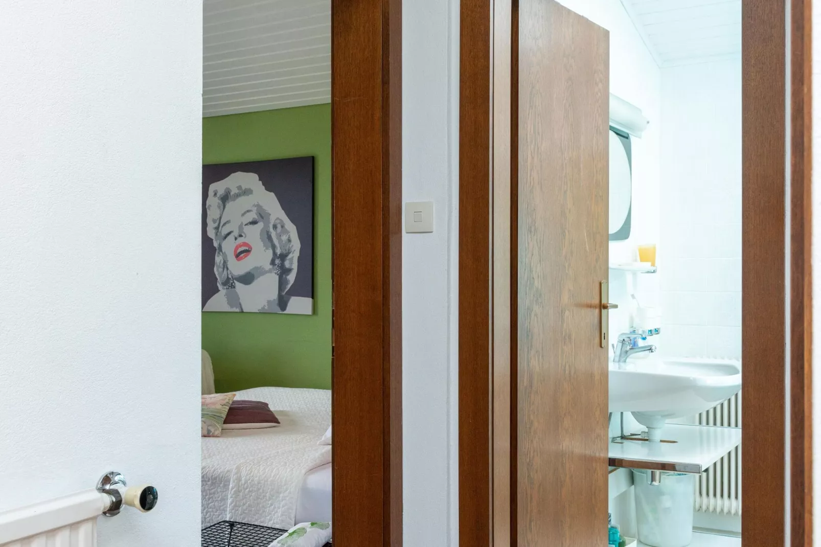Ferienhaus "Am Malerhügel"-Bathroom