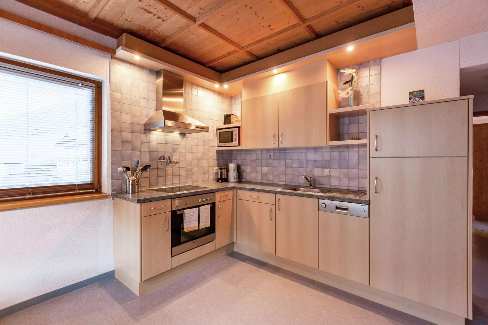 Apartment 2-4/1-Kitchen