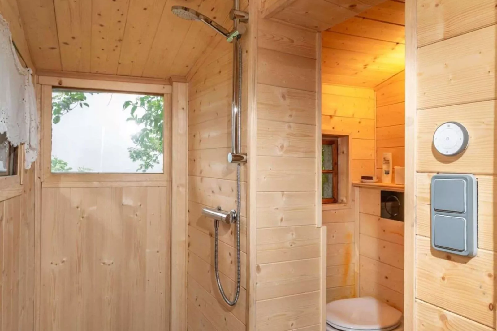 Heidi Chalet-Bathroom