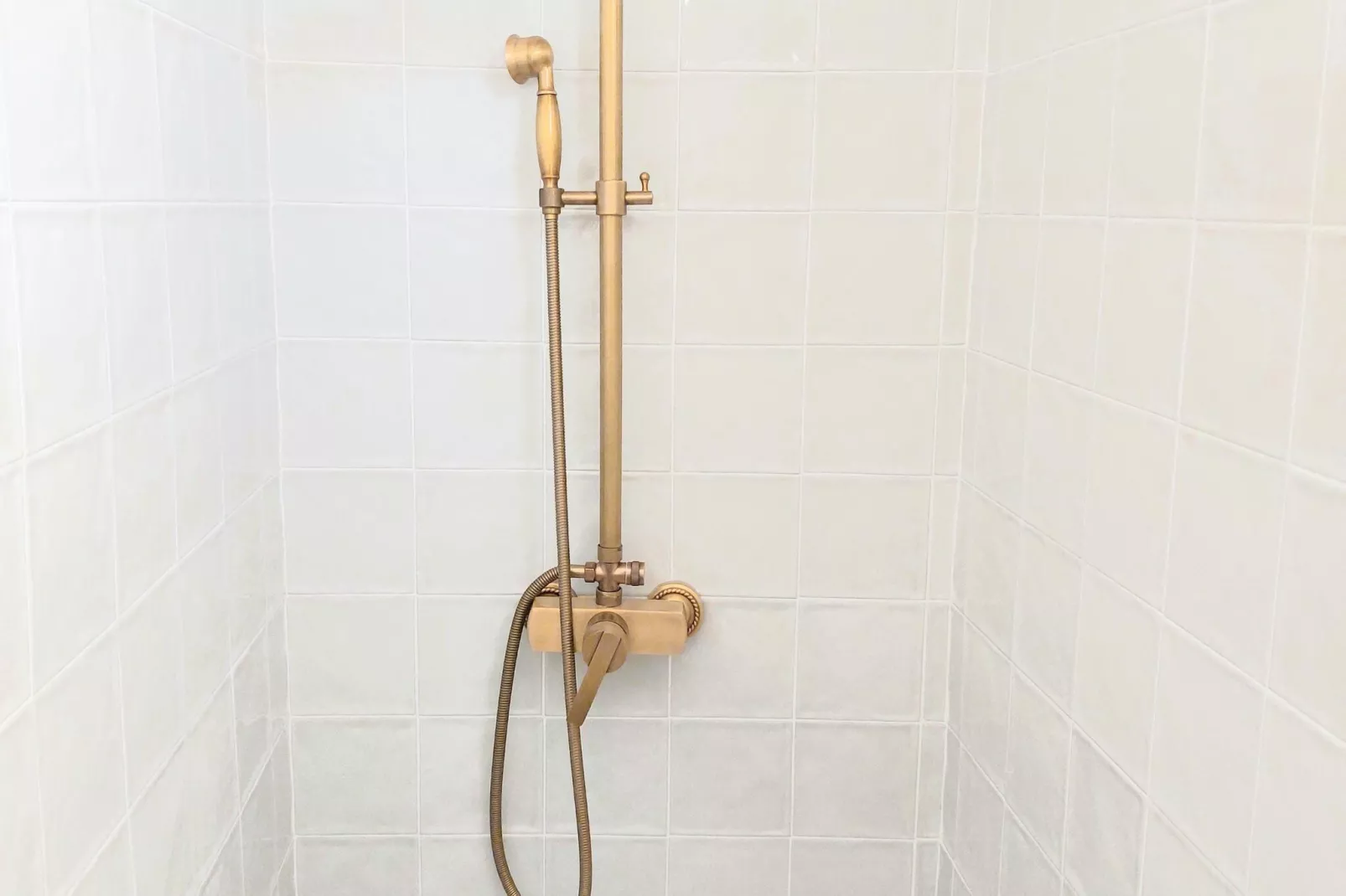 El Porton-Bathroom