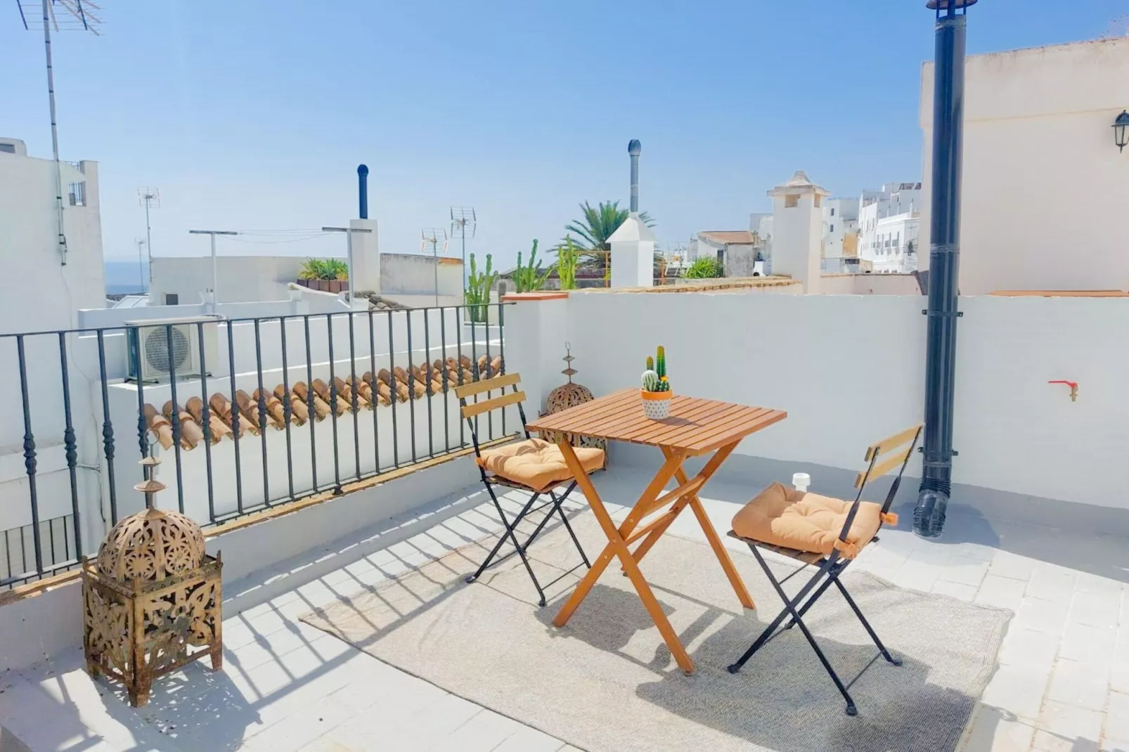 El Porton-Terrace balcony