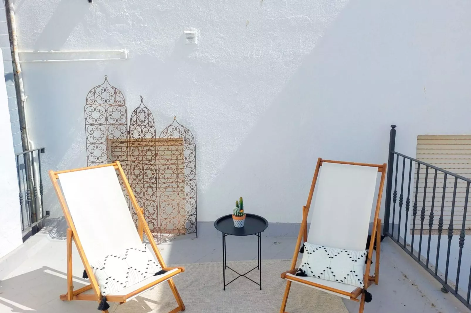 El Porton-Terrace balcony