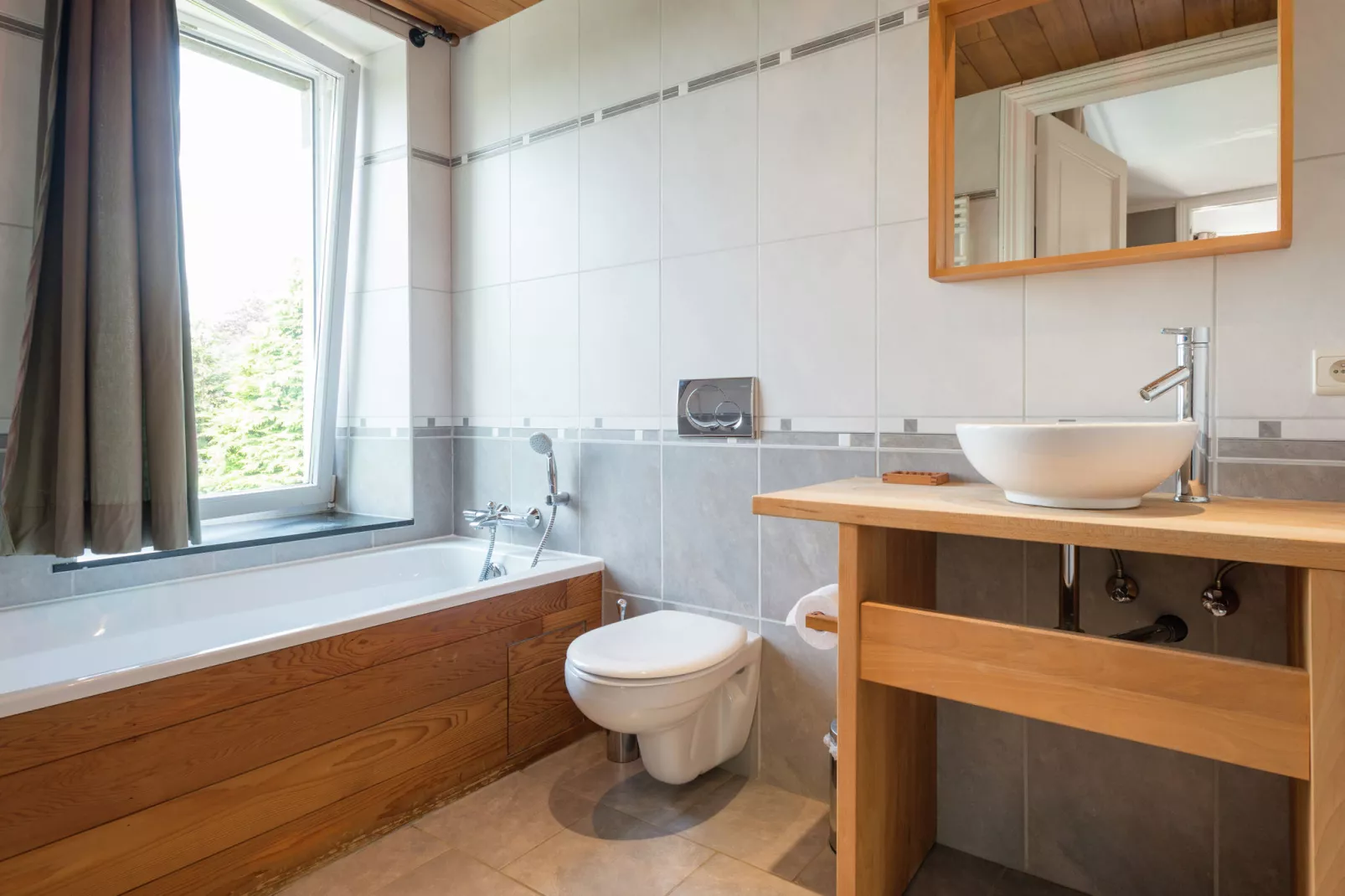 Château de luxe-Bathroom