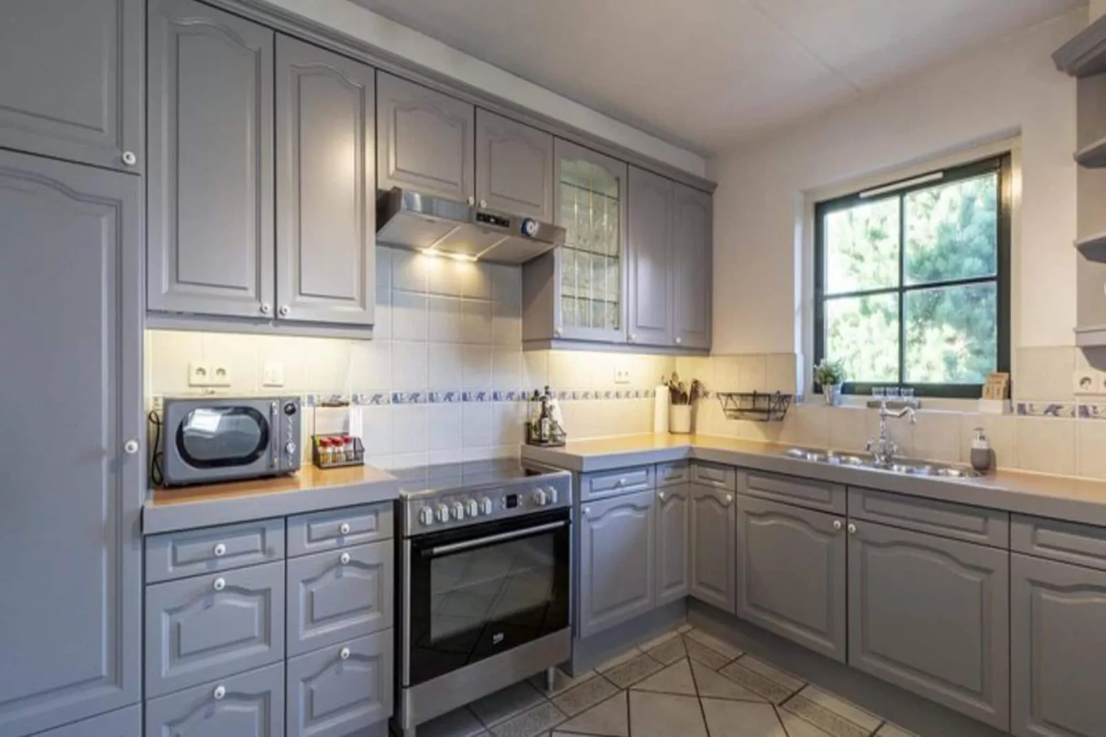 Villa De Strandloper-Kitchen