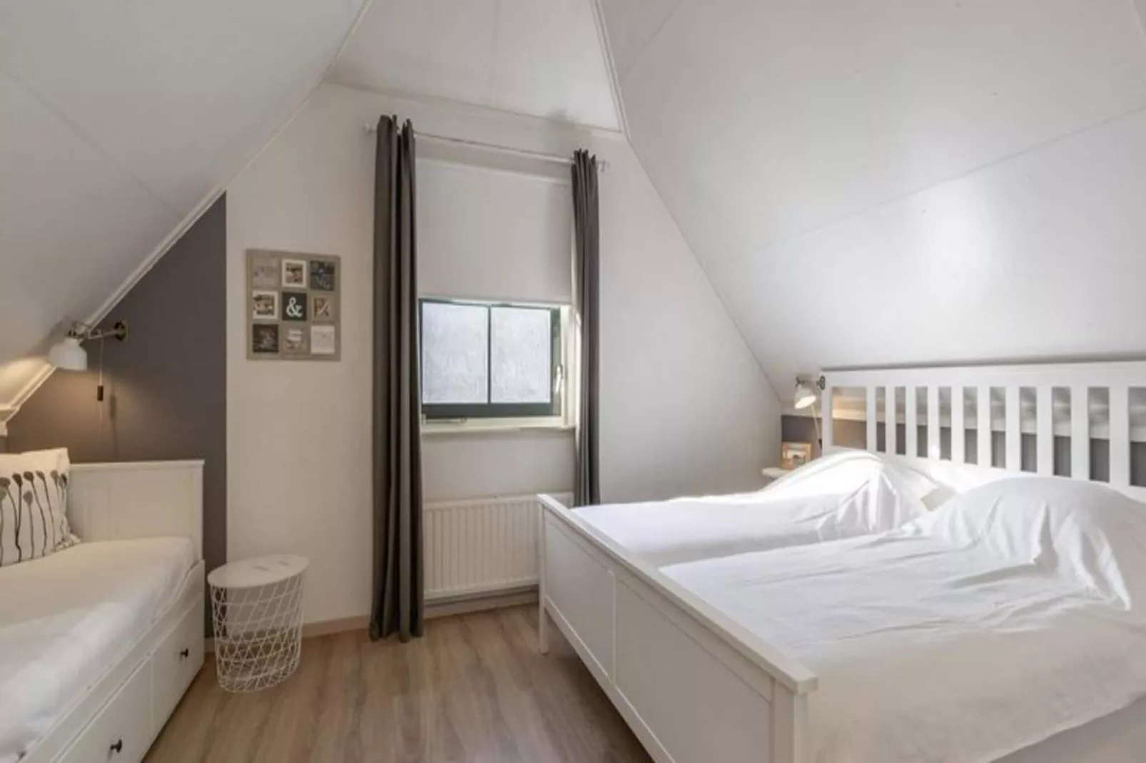 Villa De Strandloper-Bedroom