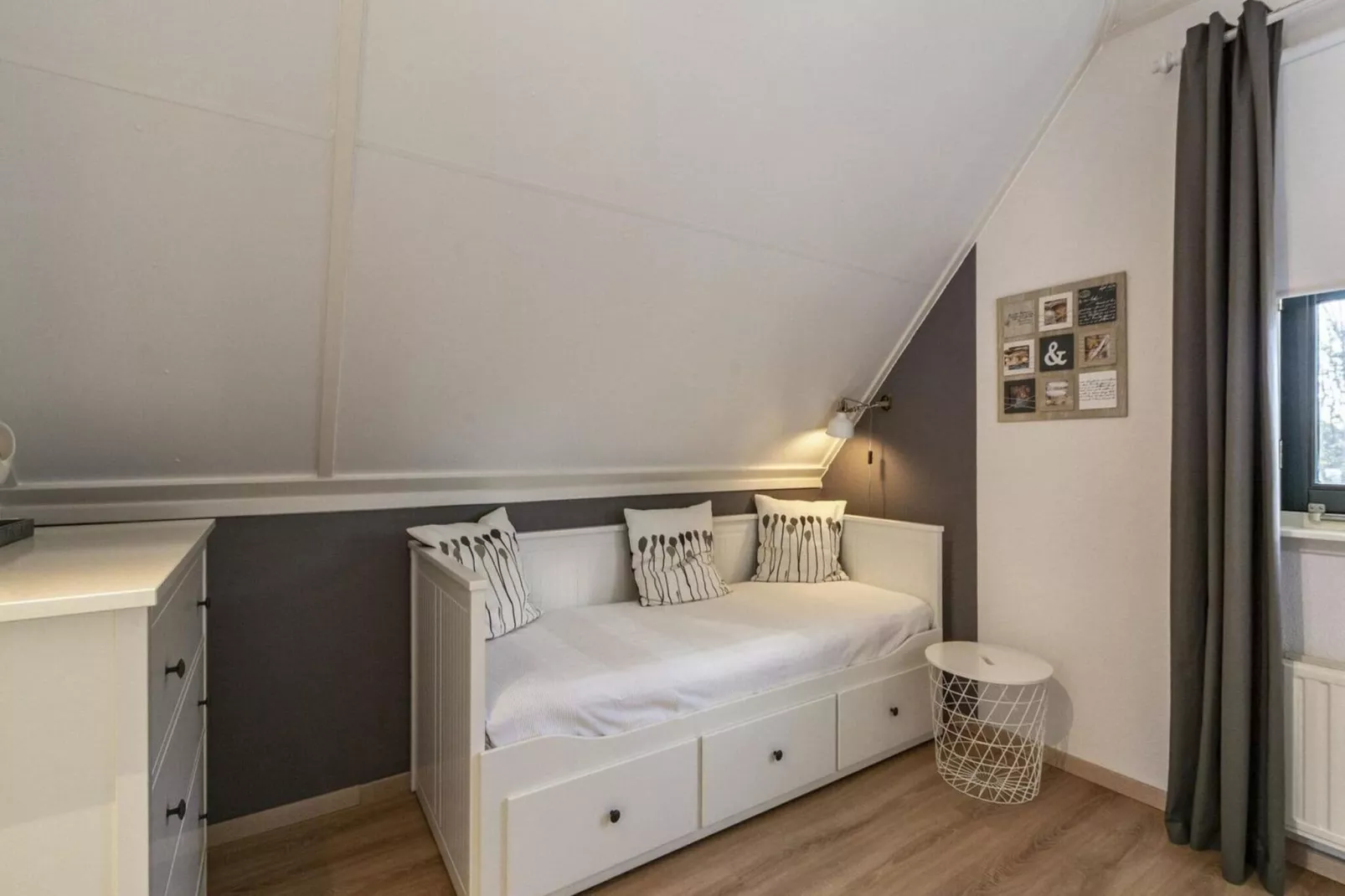 Buitenplaats 27 - Callantsoog-Bedroom