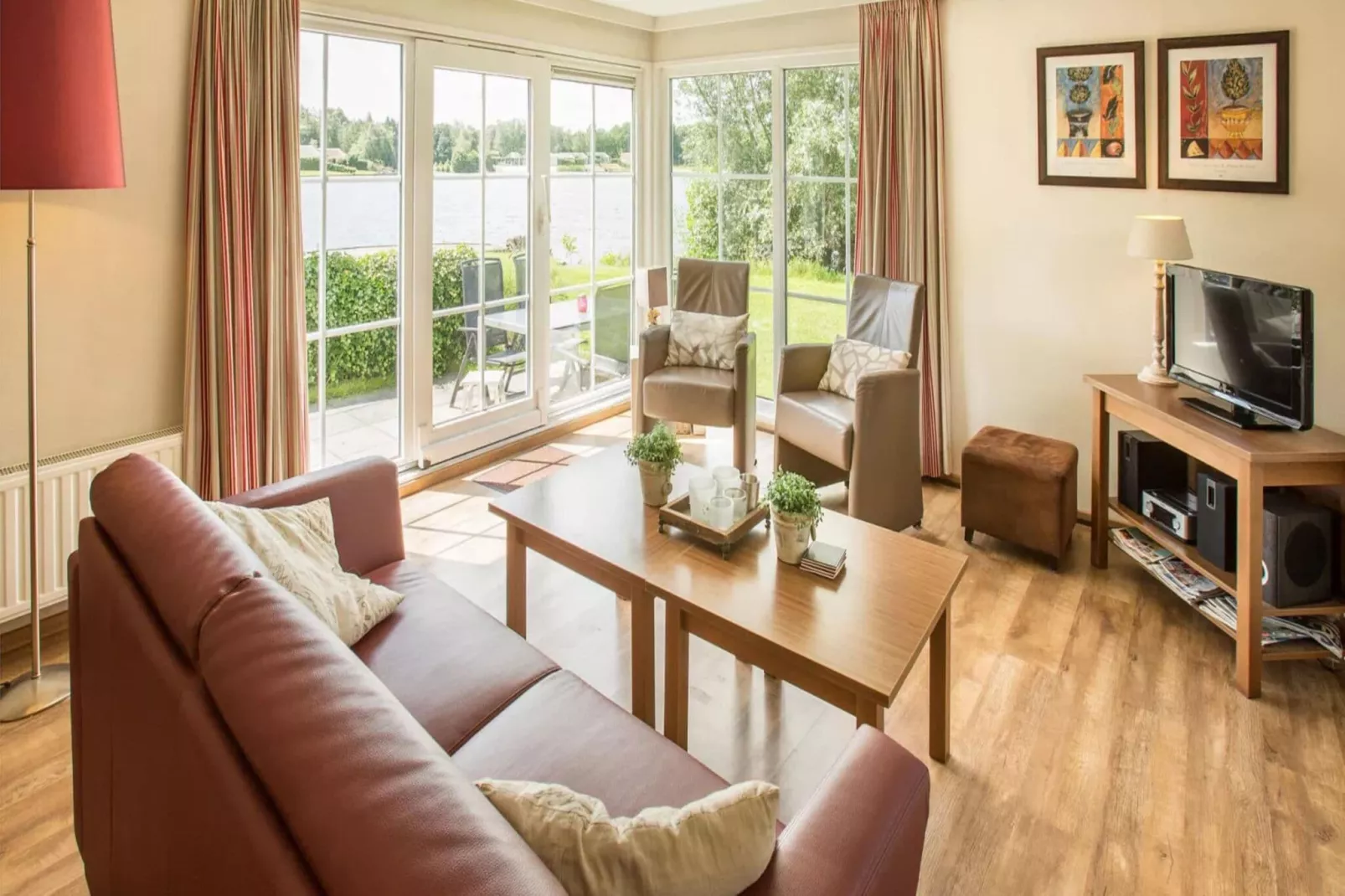 Recreatiepark Tolplas 7-Living room