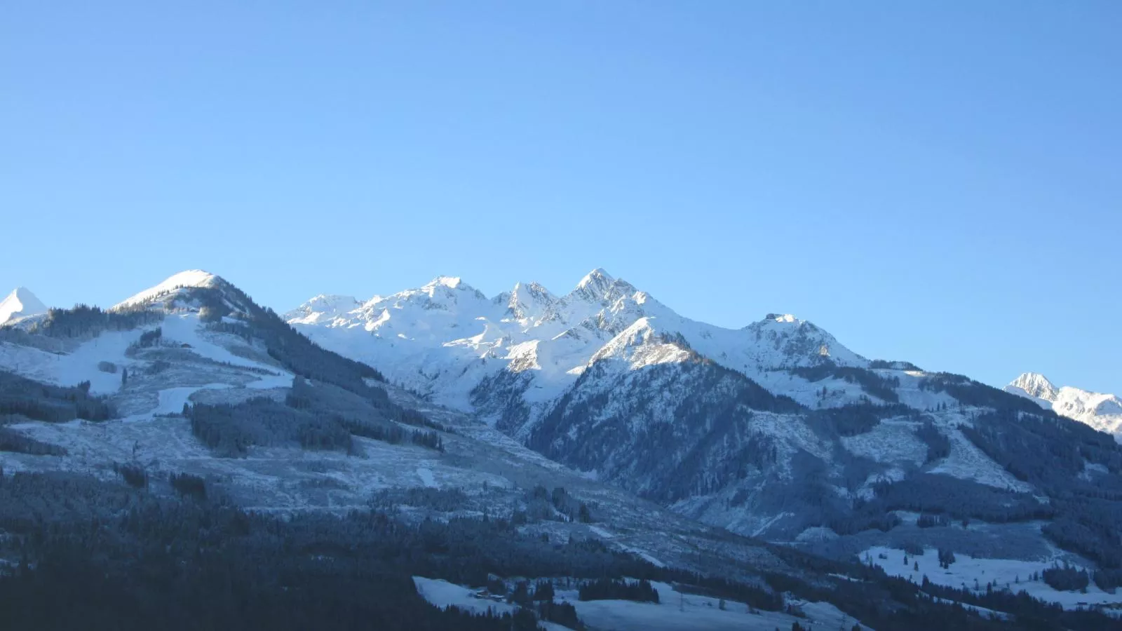 Chalet Sandra-View winter