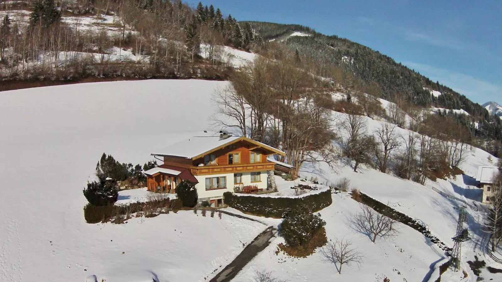 Chalet Sandra-Exterior winter