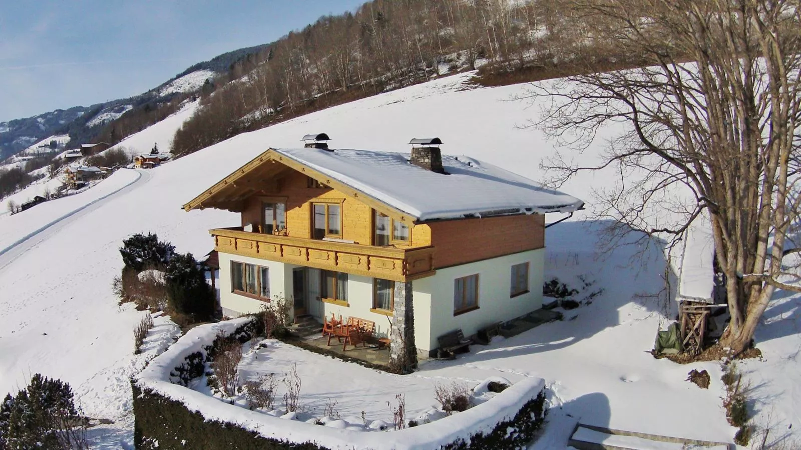 Chalet Sandra-Exterior winter