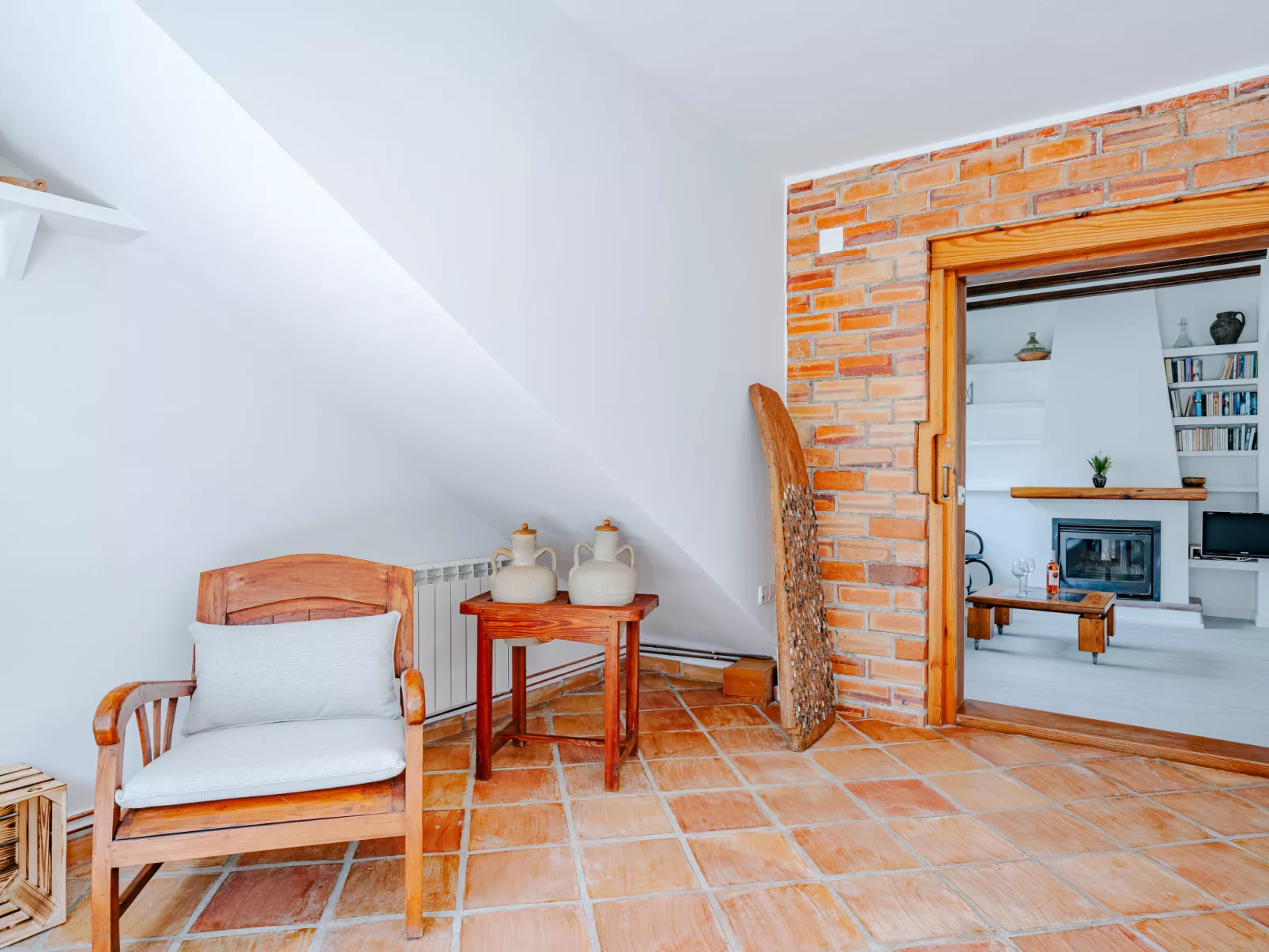 Toscal-Inside