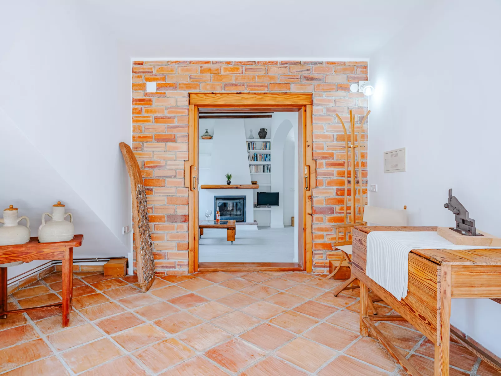 Toscal-Inside