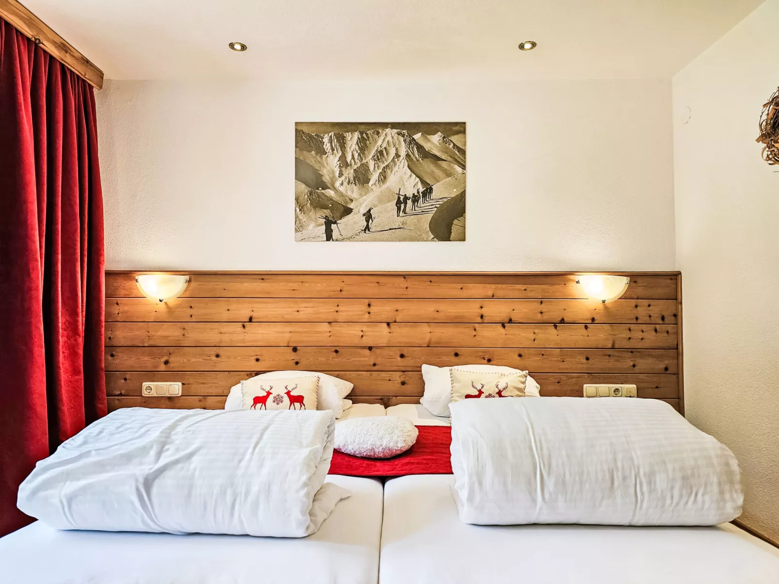 Inn-Inside