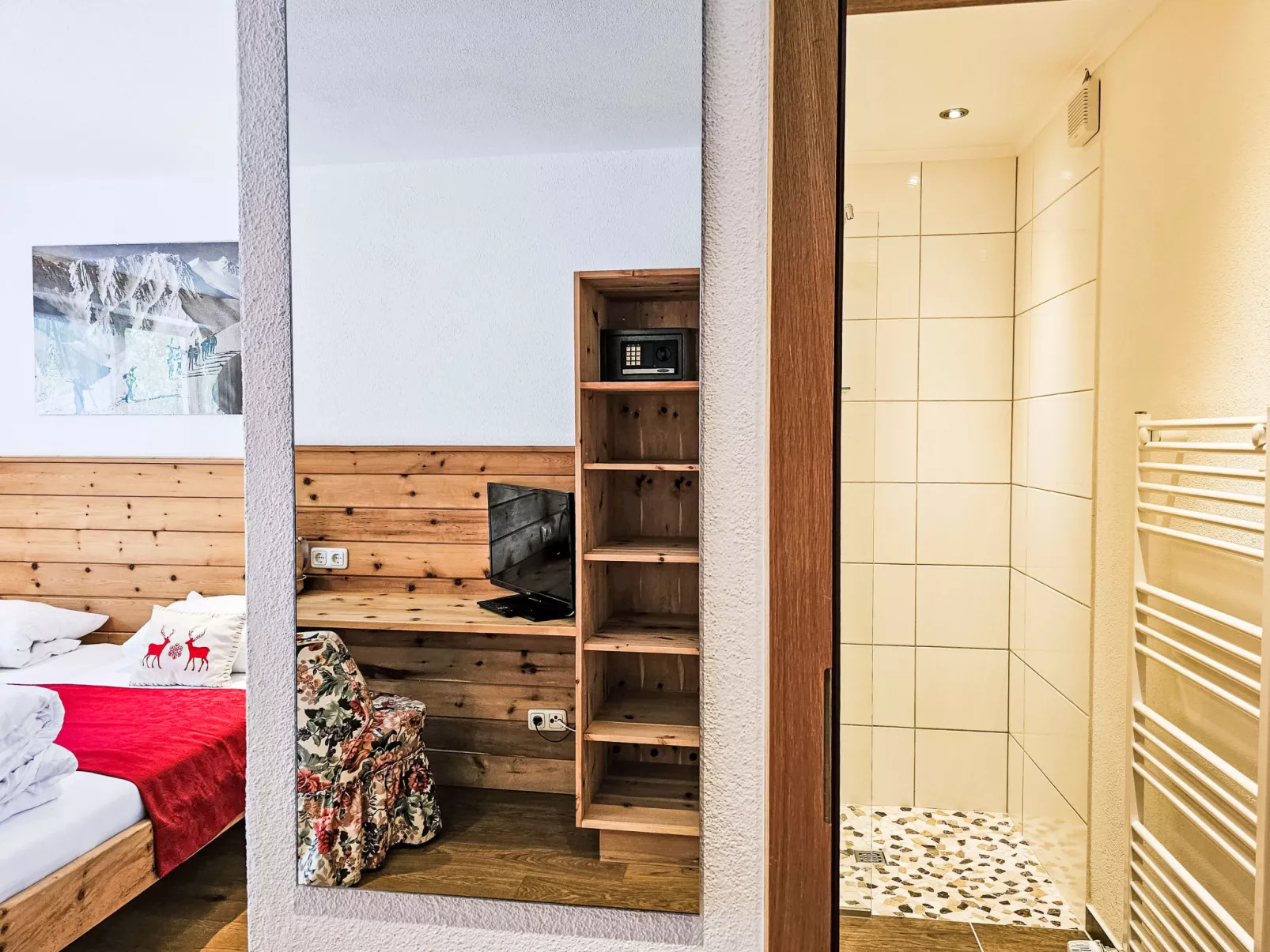 Inn-Inside