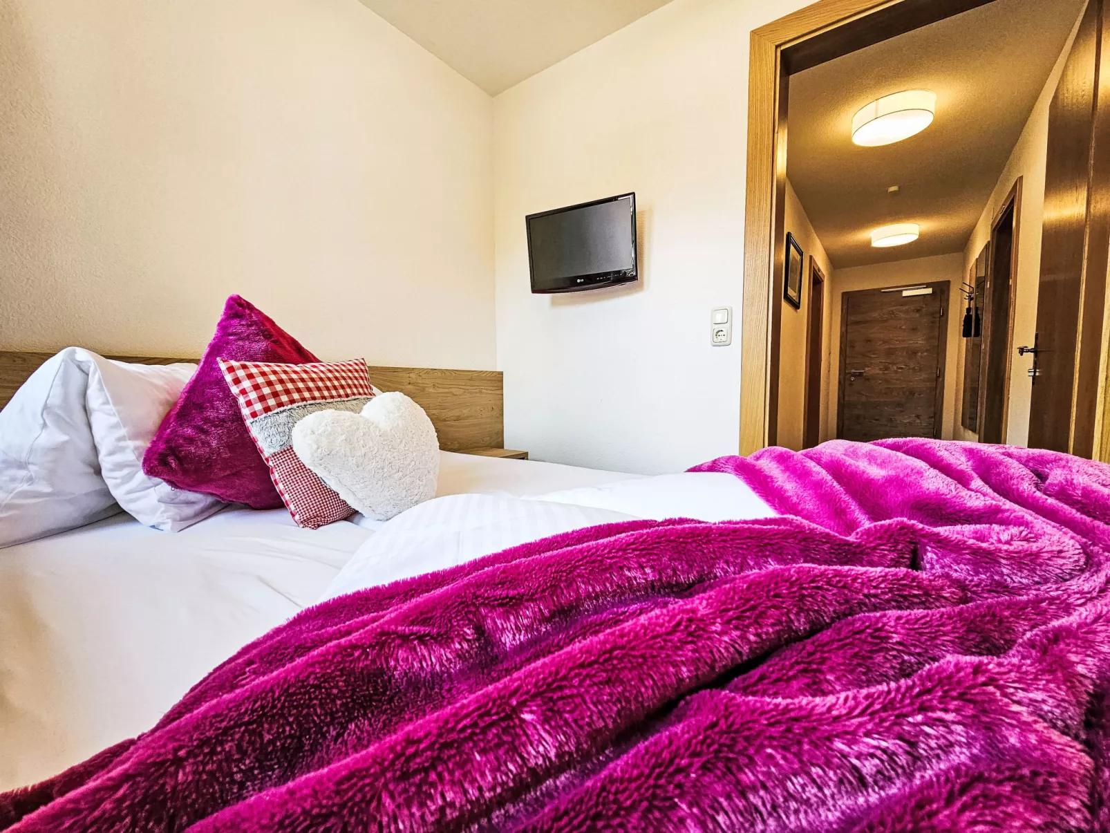 Inn-Inside