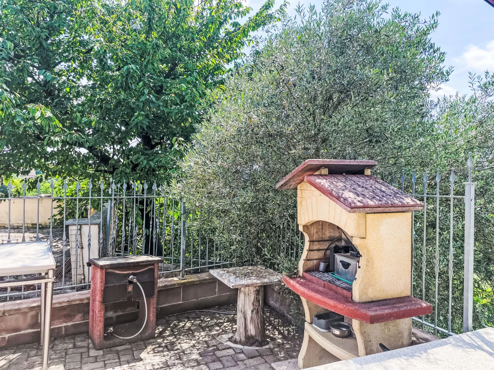 Zio-Nonno-Outside