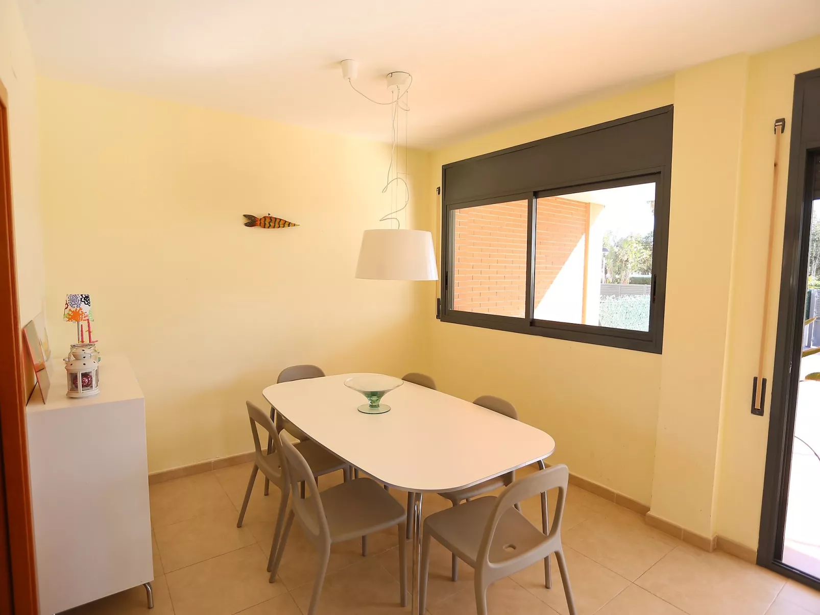  Ribera-Inside