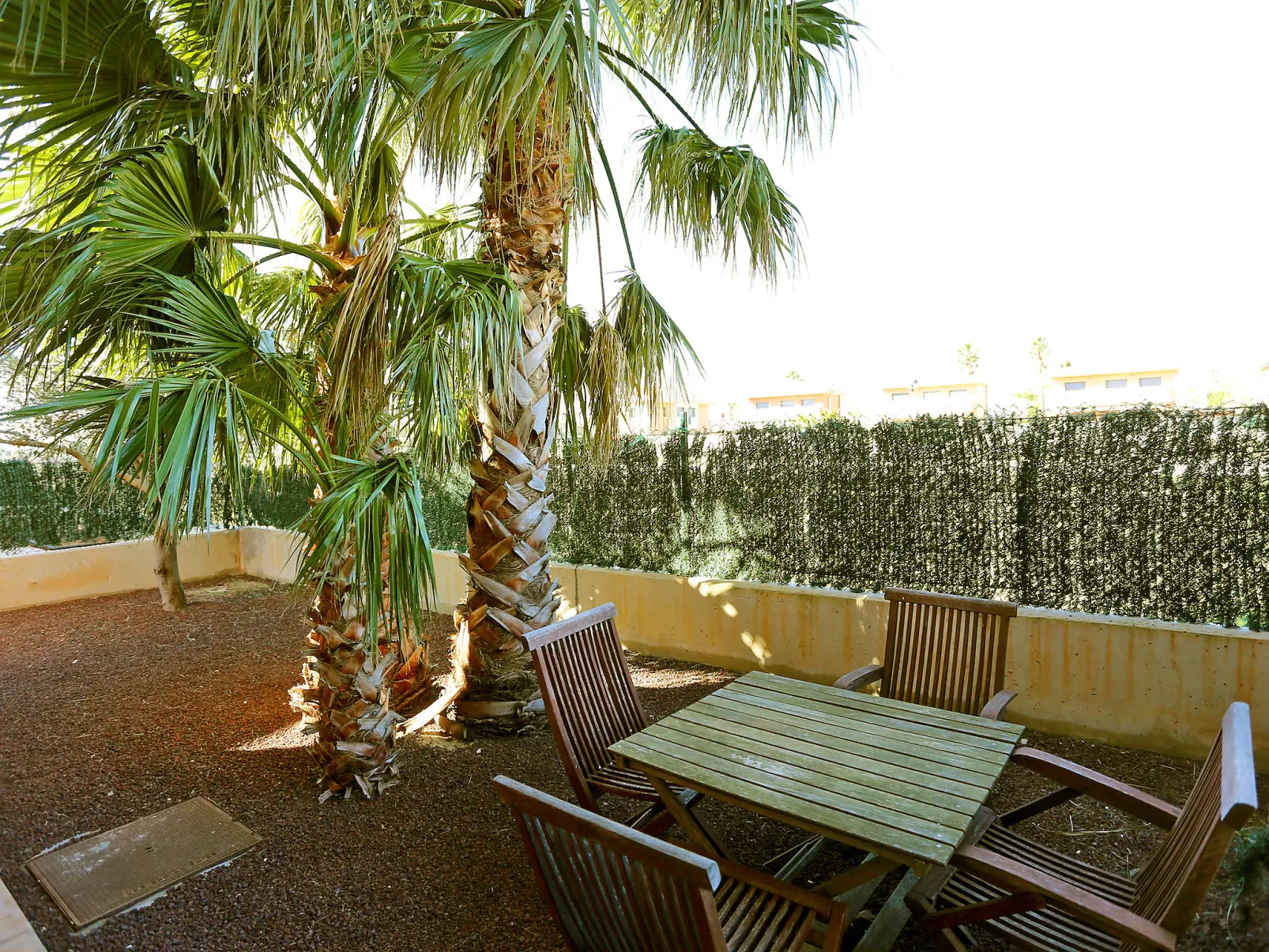  Ribera-Outside