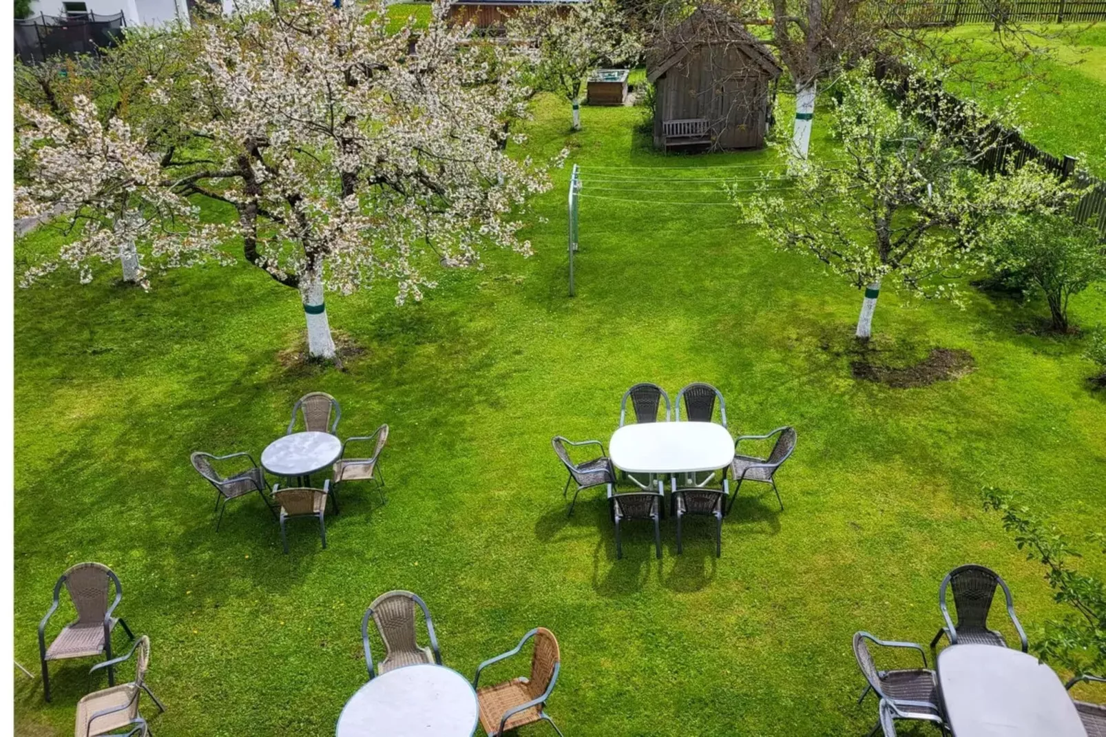 Ferienhaus-Gardens summer