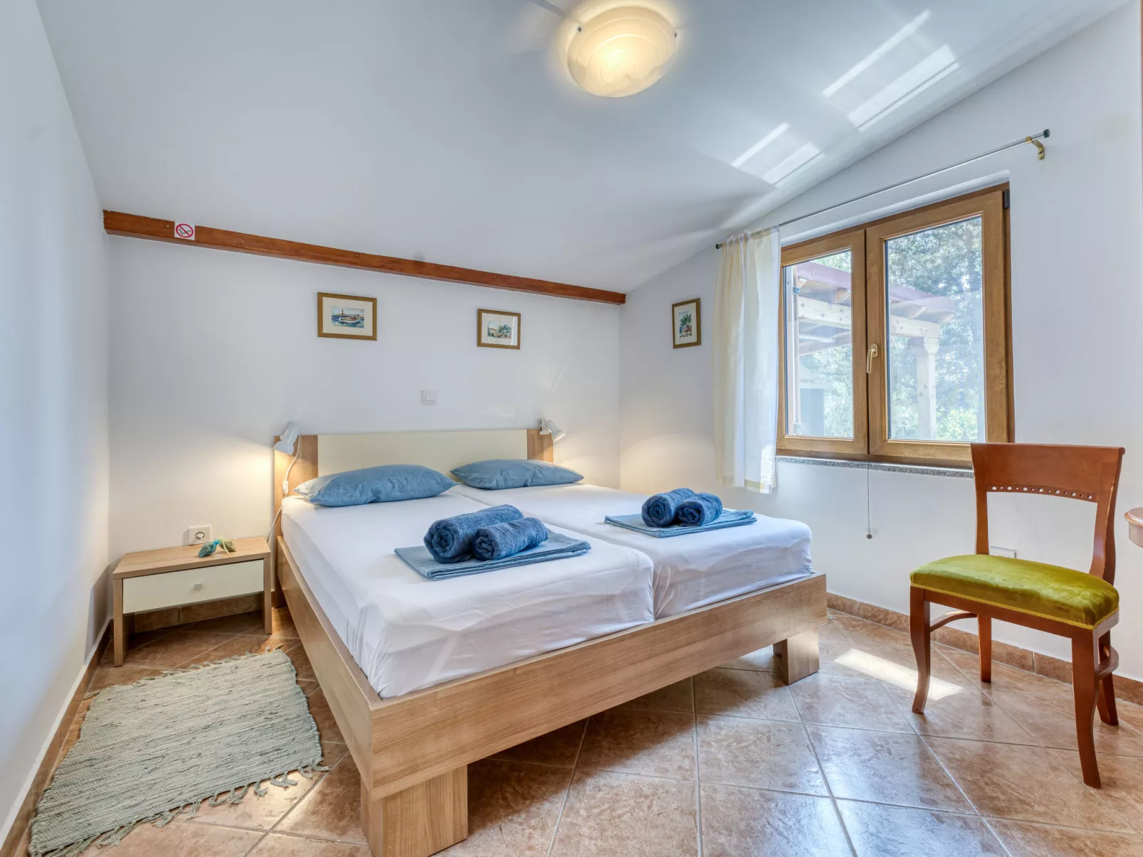 Dundo House-Inside