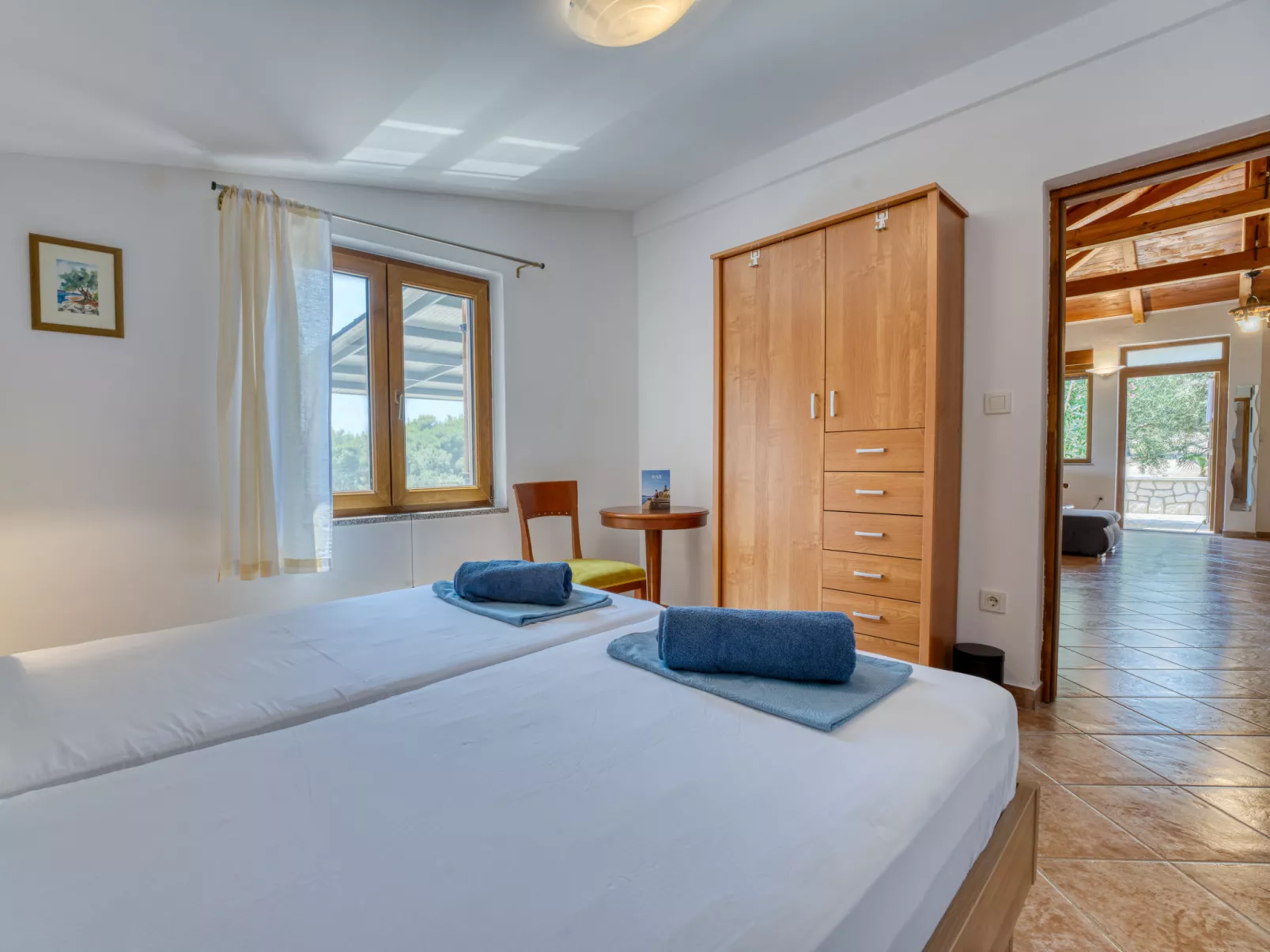 Dundo House-Inside