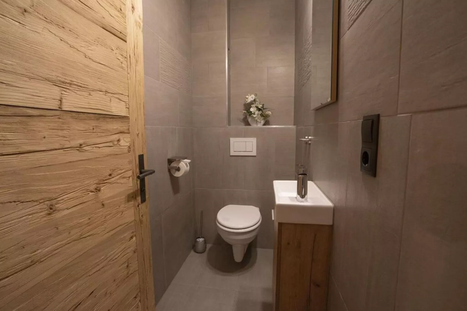 Haus Leßner TOP 2-Bathroom