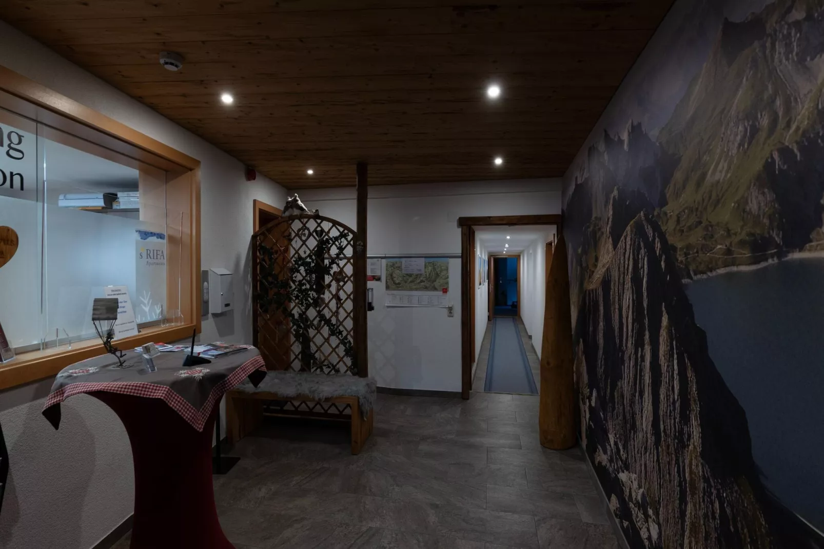 Apartment 2-Landing