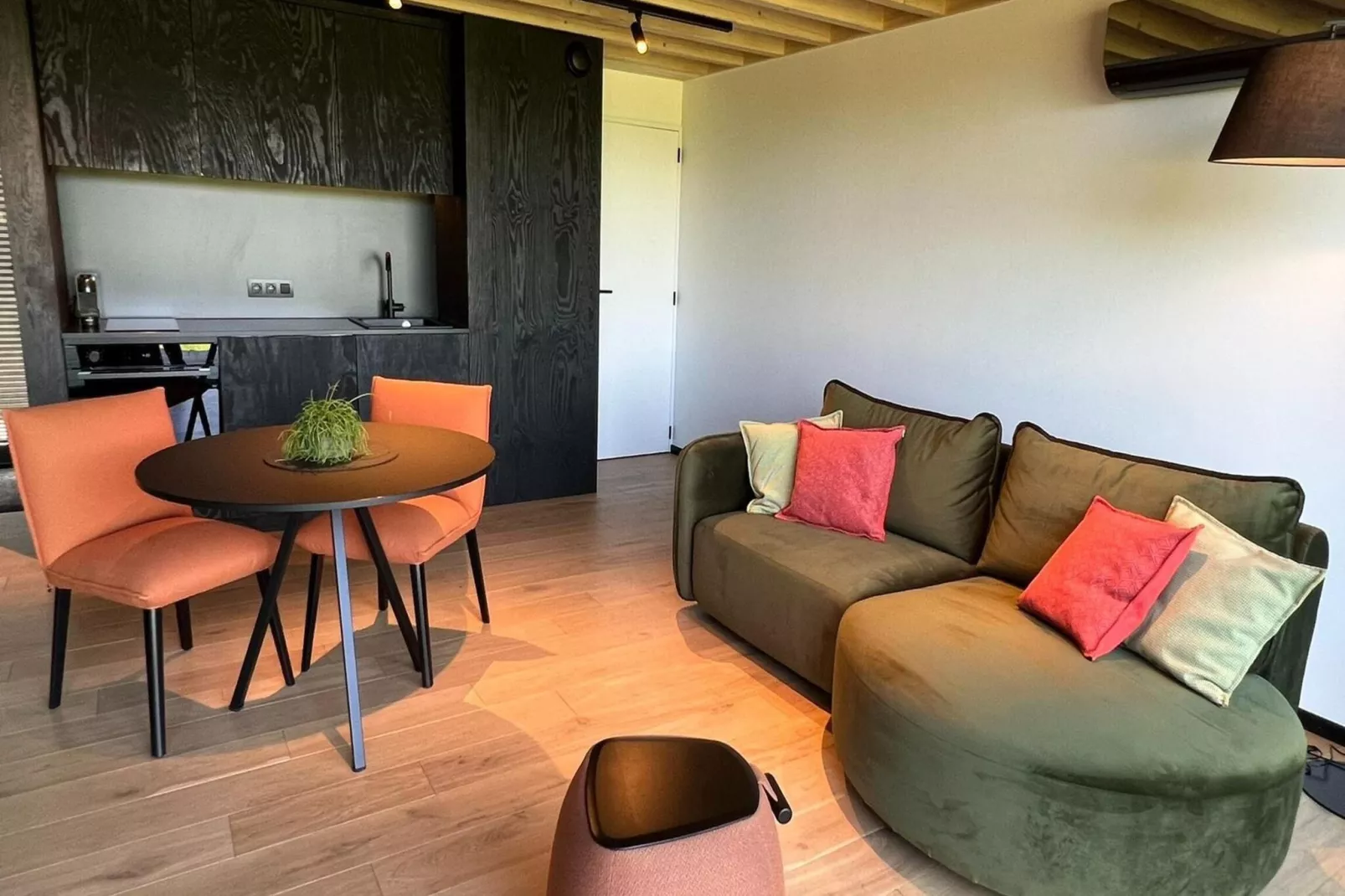 Romantic Escape-Living room