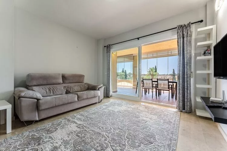 CT 317 - Faro's Playa Marina Apartment-Living room