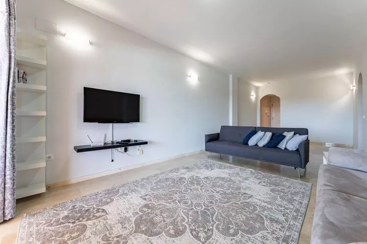 CT 317 - Faro's Playa Marina Apartment-Living room