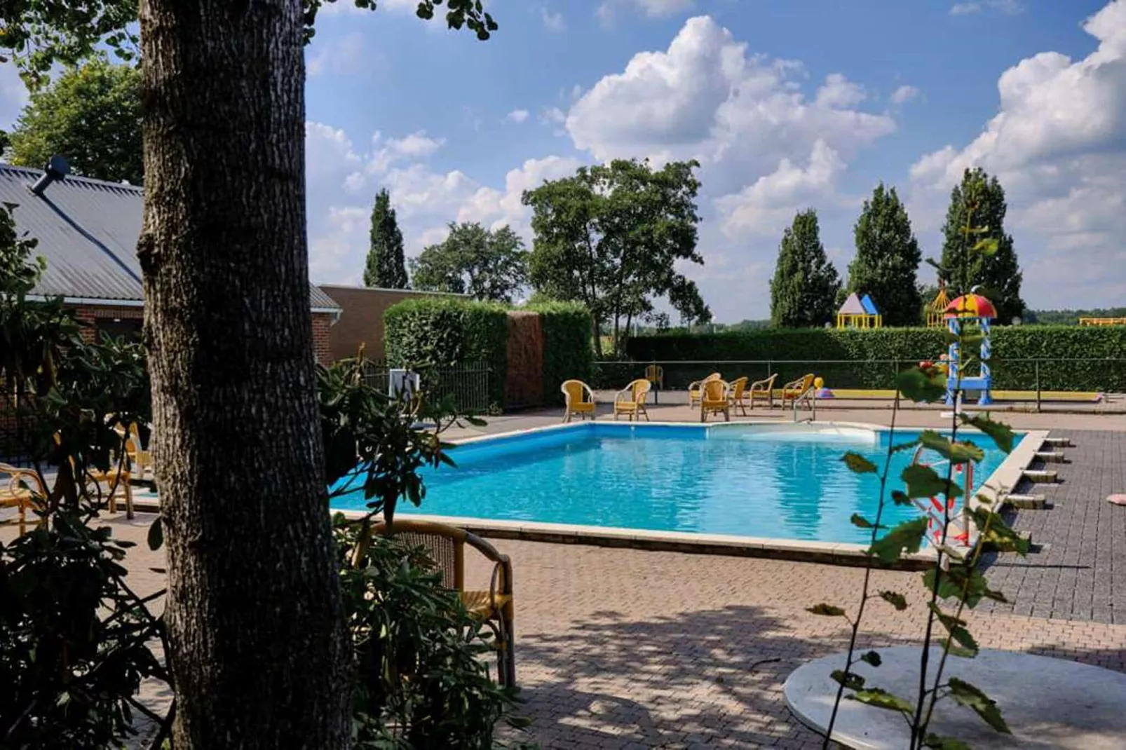 Chalet E-Park facilities