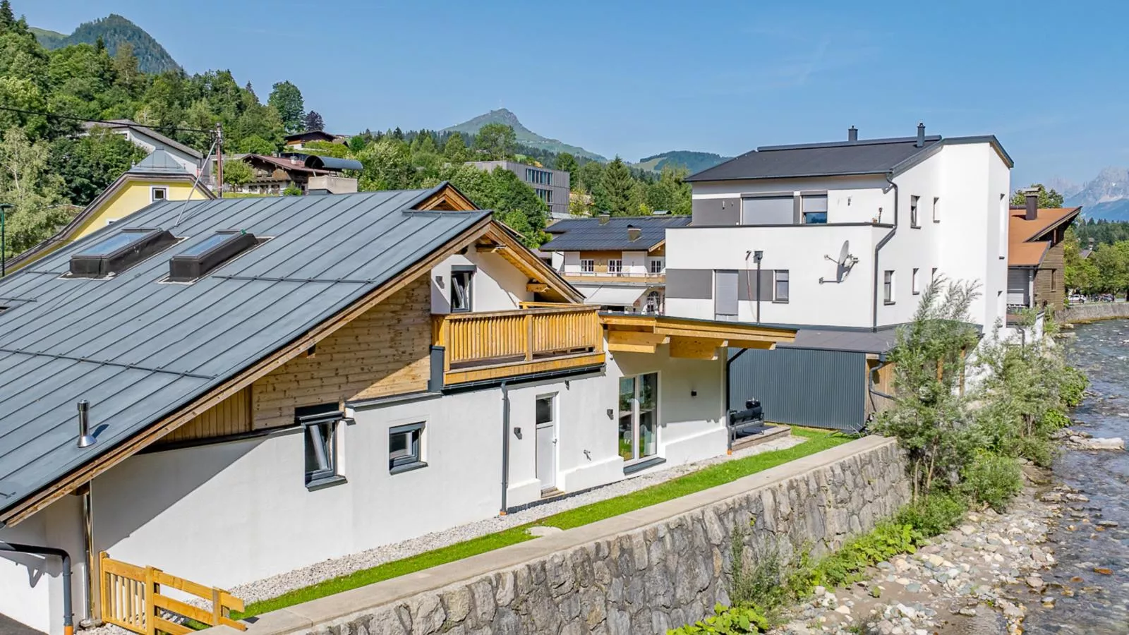 Chalet Hornblick-Exterior summer