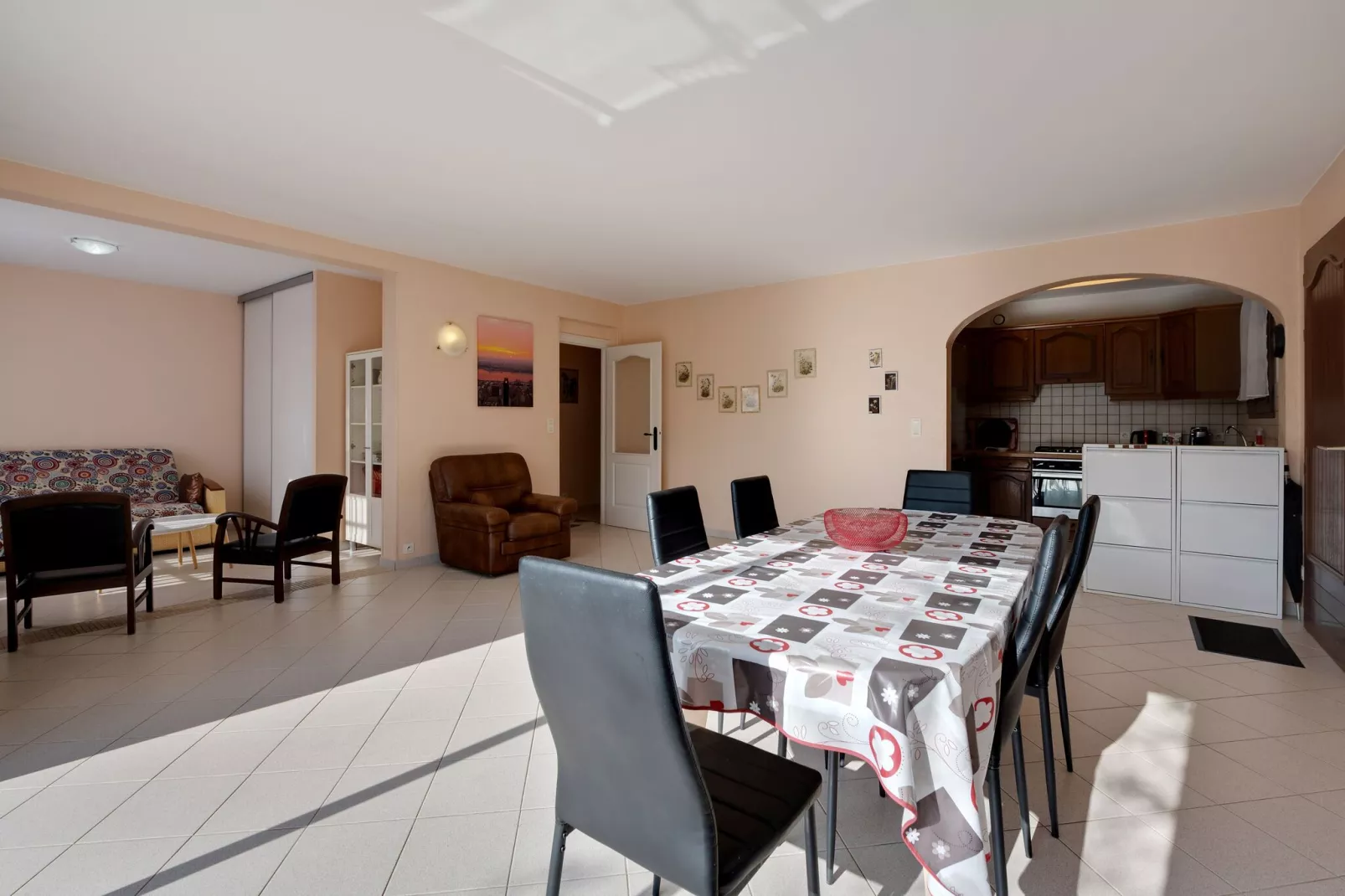 Home View & Pool-Dining room