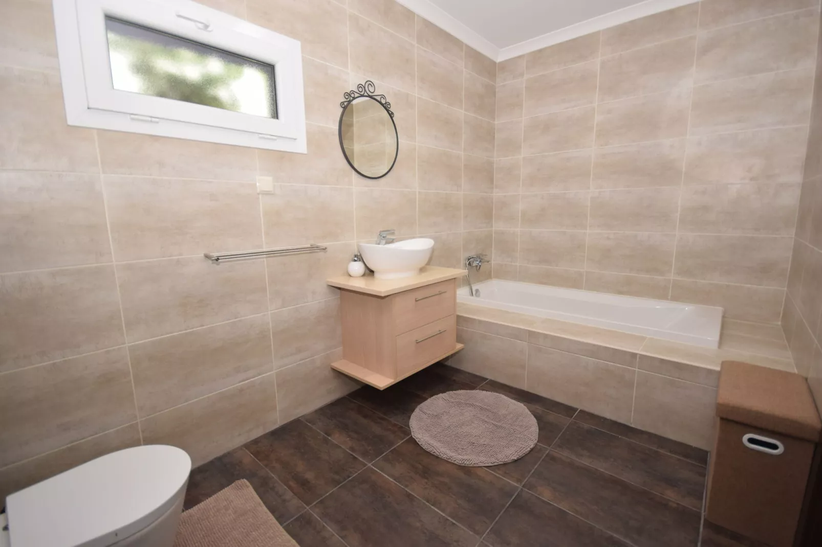 Villa Mila-Bathroom