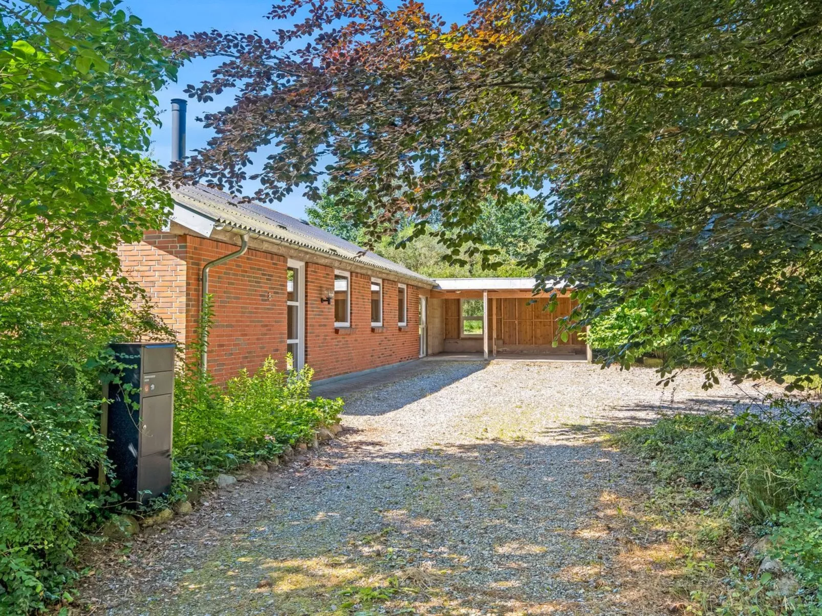 "Amra" - 1.9km from the sea-Outside