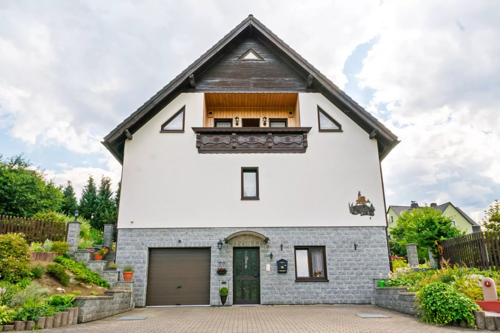 Im Erzgebirge-Exterior summer