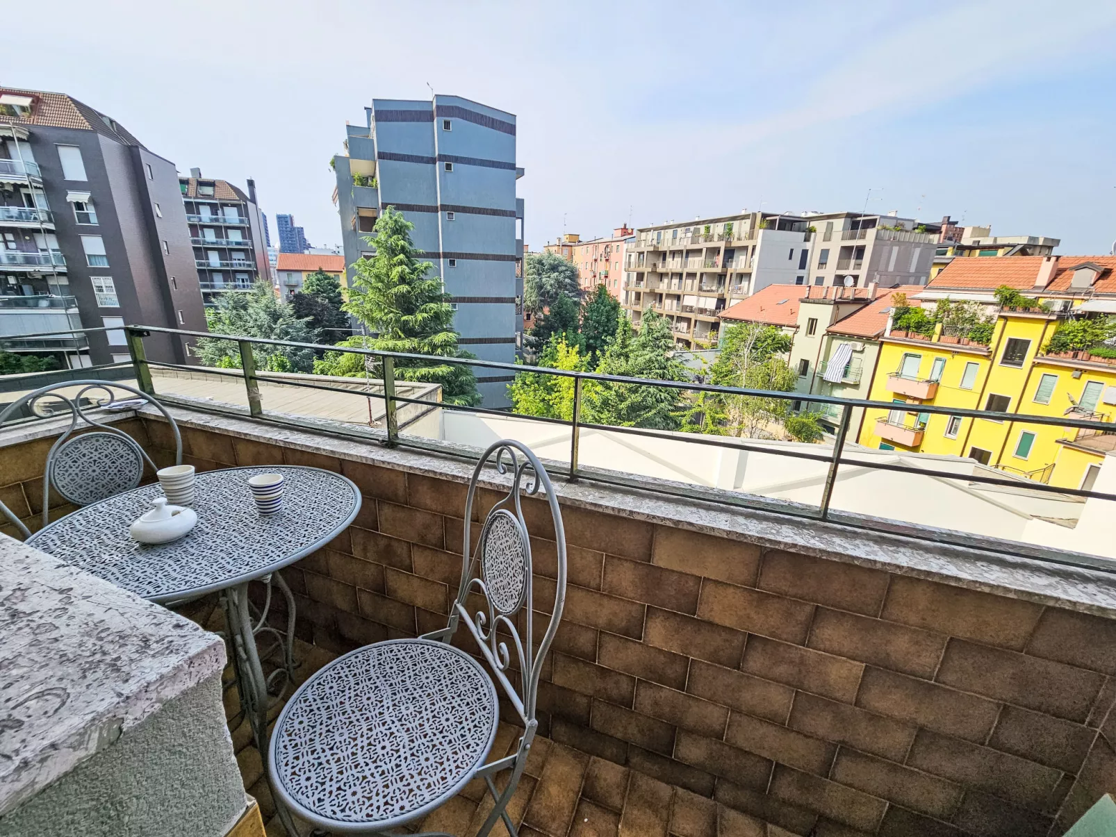 Bausan Studio Flat-Draußen
