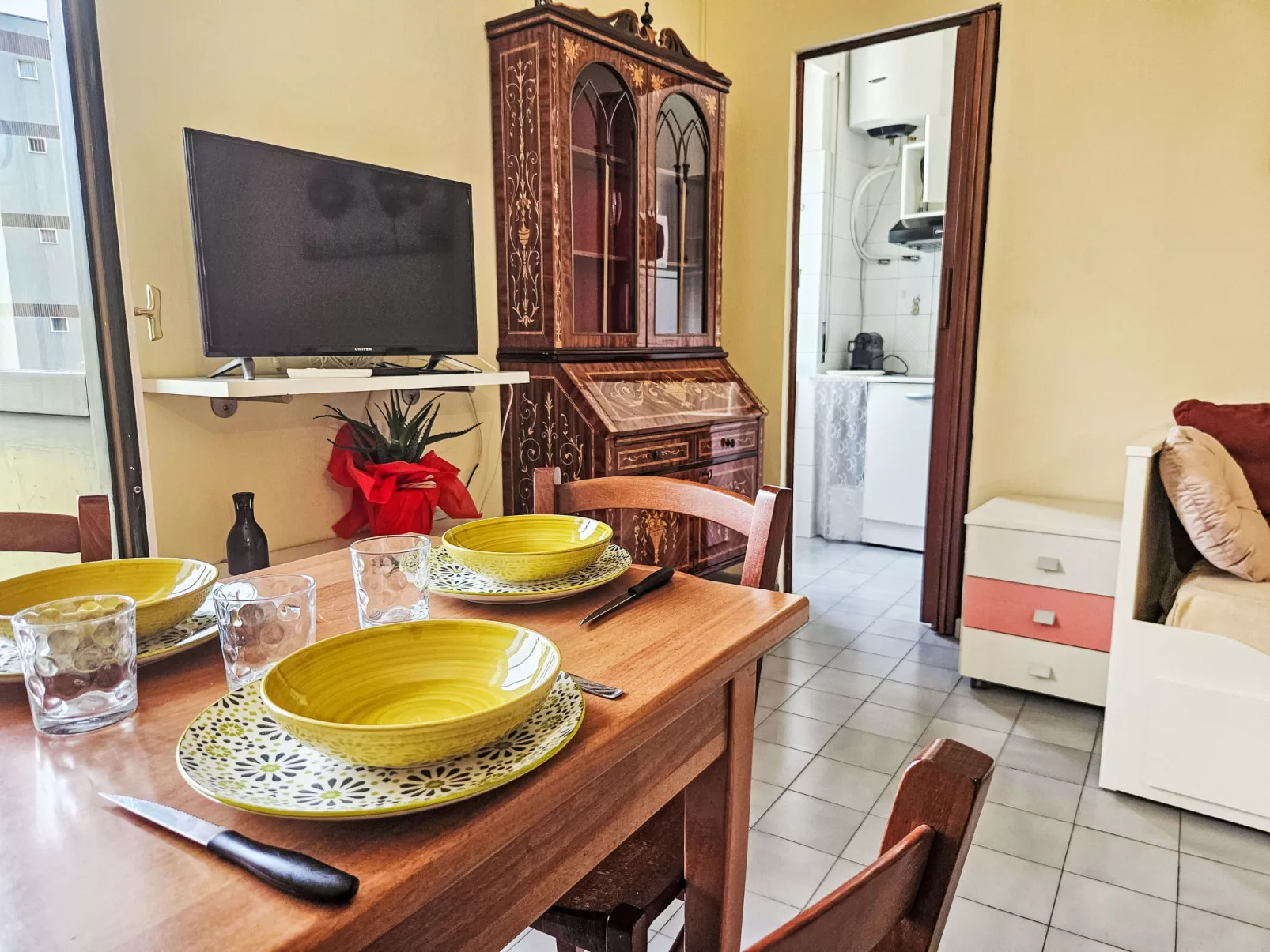 Bausan Studio Flat-Drinnen