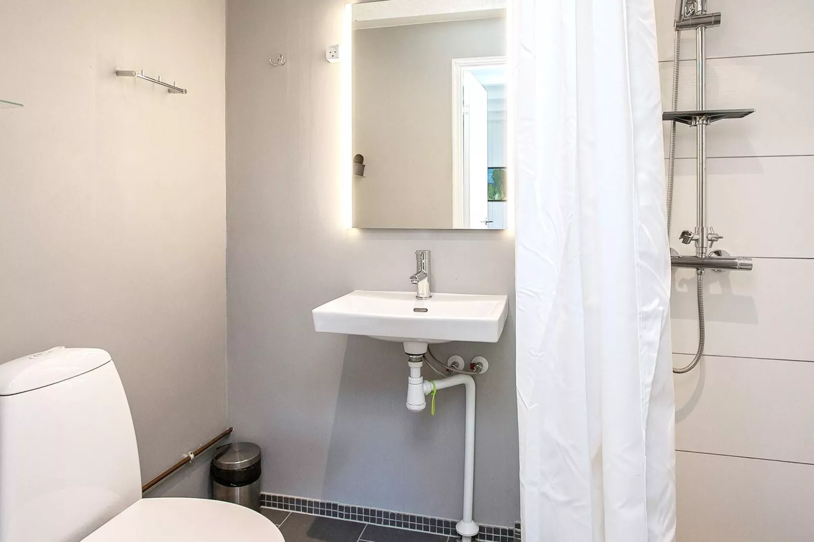 3 room,2 Bad,w/seaview,Premium-Indoor