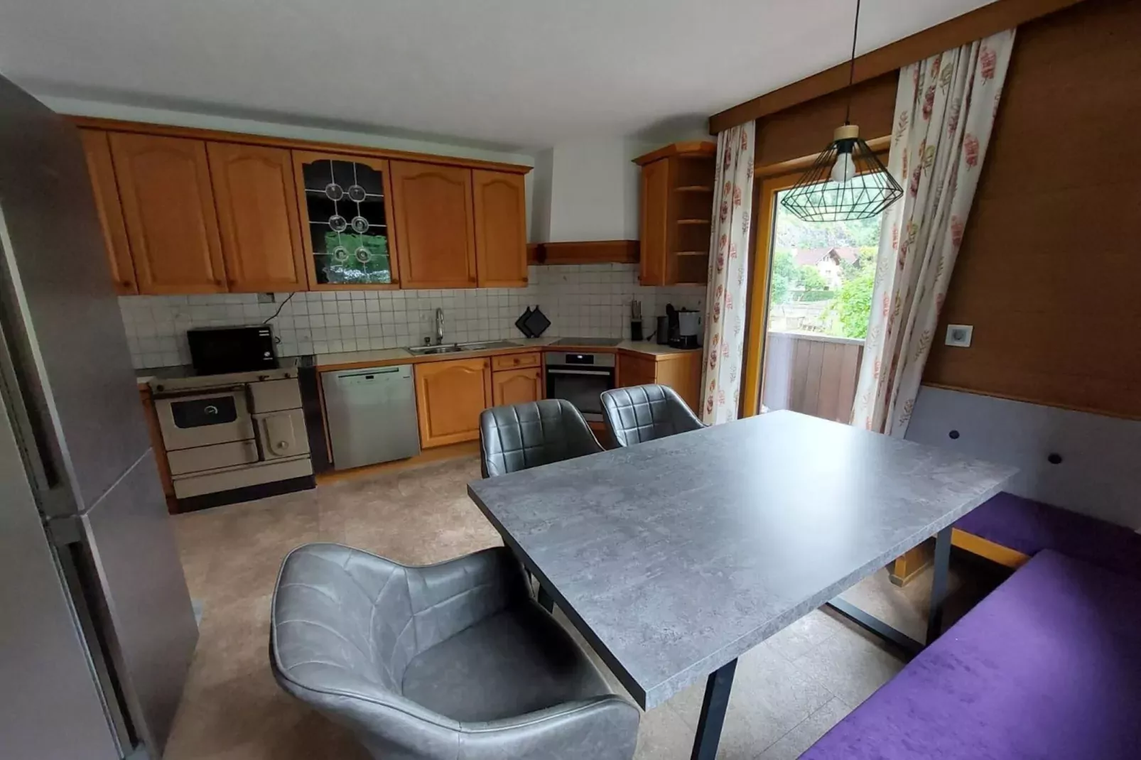 Hof Achenrainer-Kitchen
