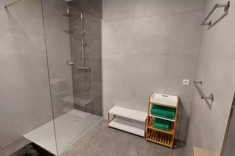 Hof Achenrainer-Bathroom
