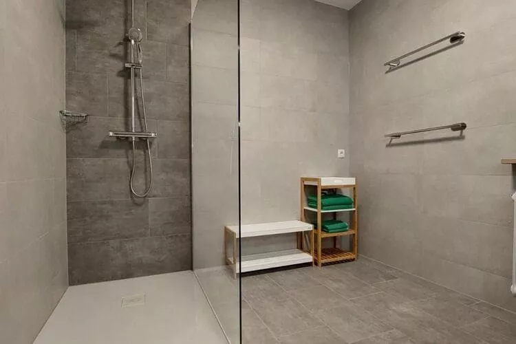 Hof Achenrainer-Bathroom