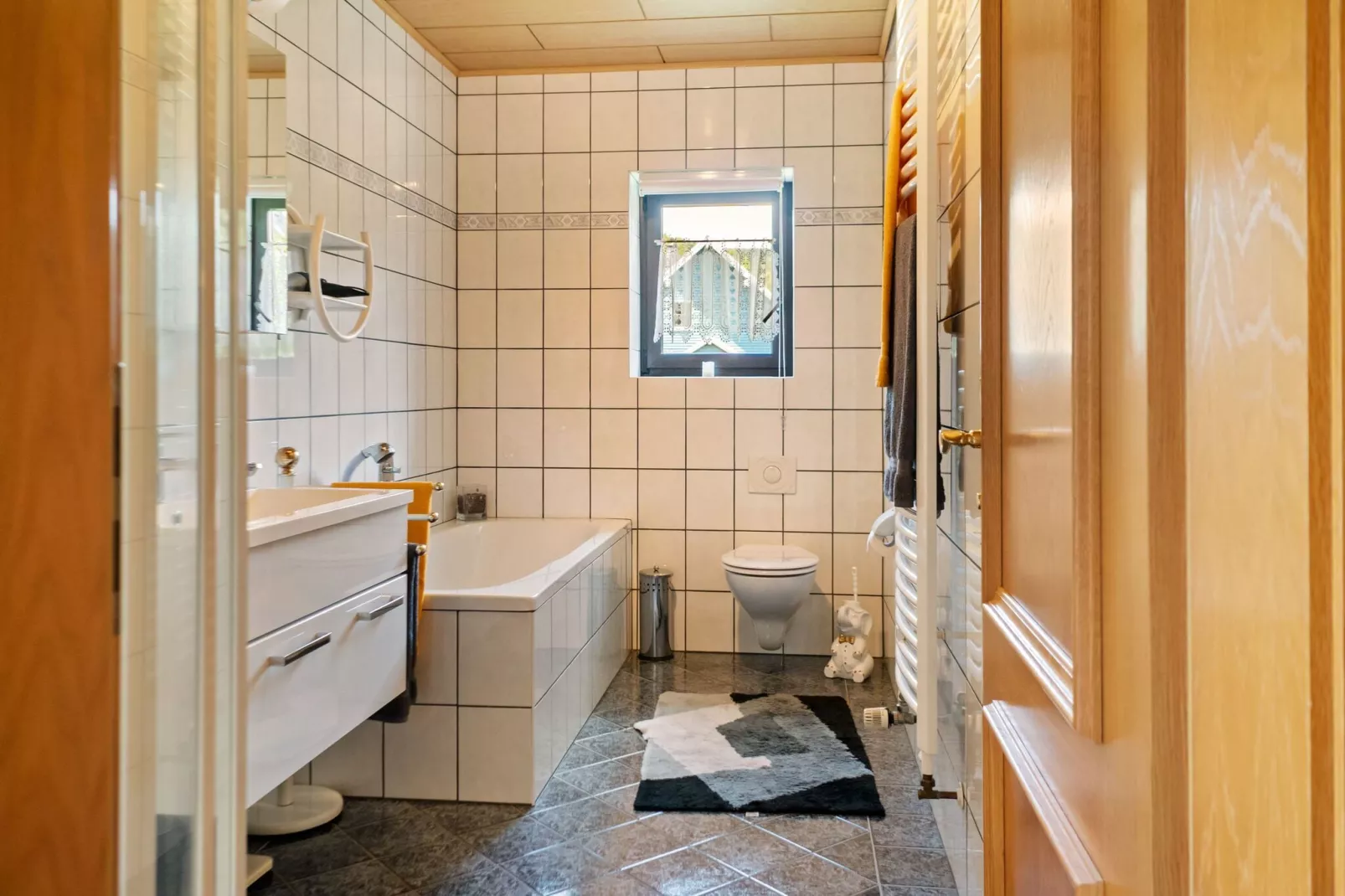 Im Erzgebirge-Bathroom