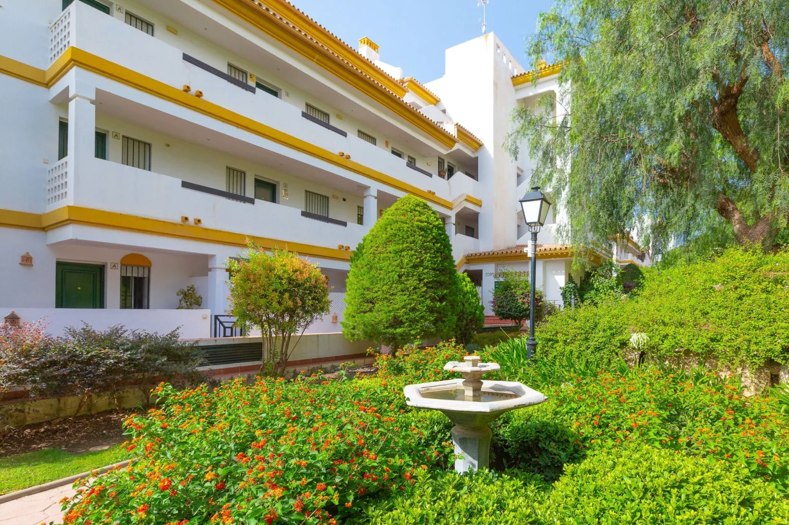 Calanova Grand Golf-Exterior summer