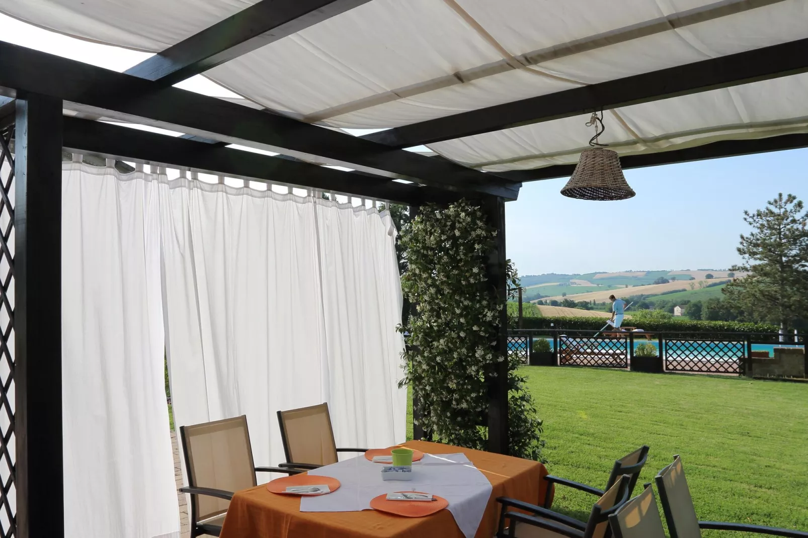 Binnella 10-Terrace balcony