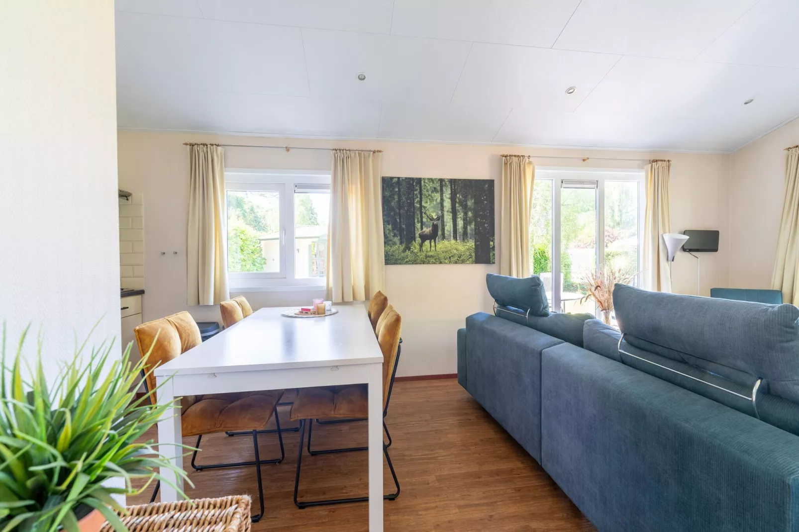 Genieten in Voorthuizen-Dining room