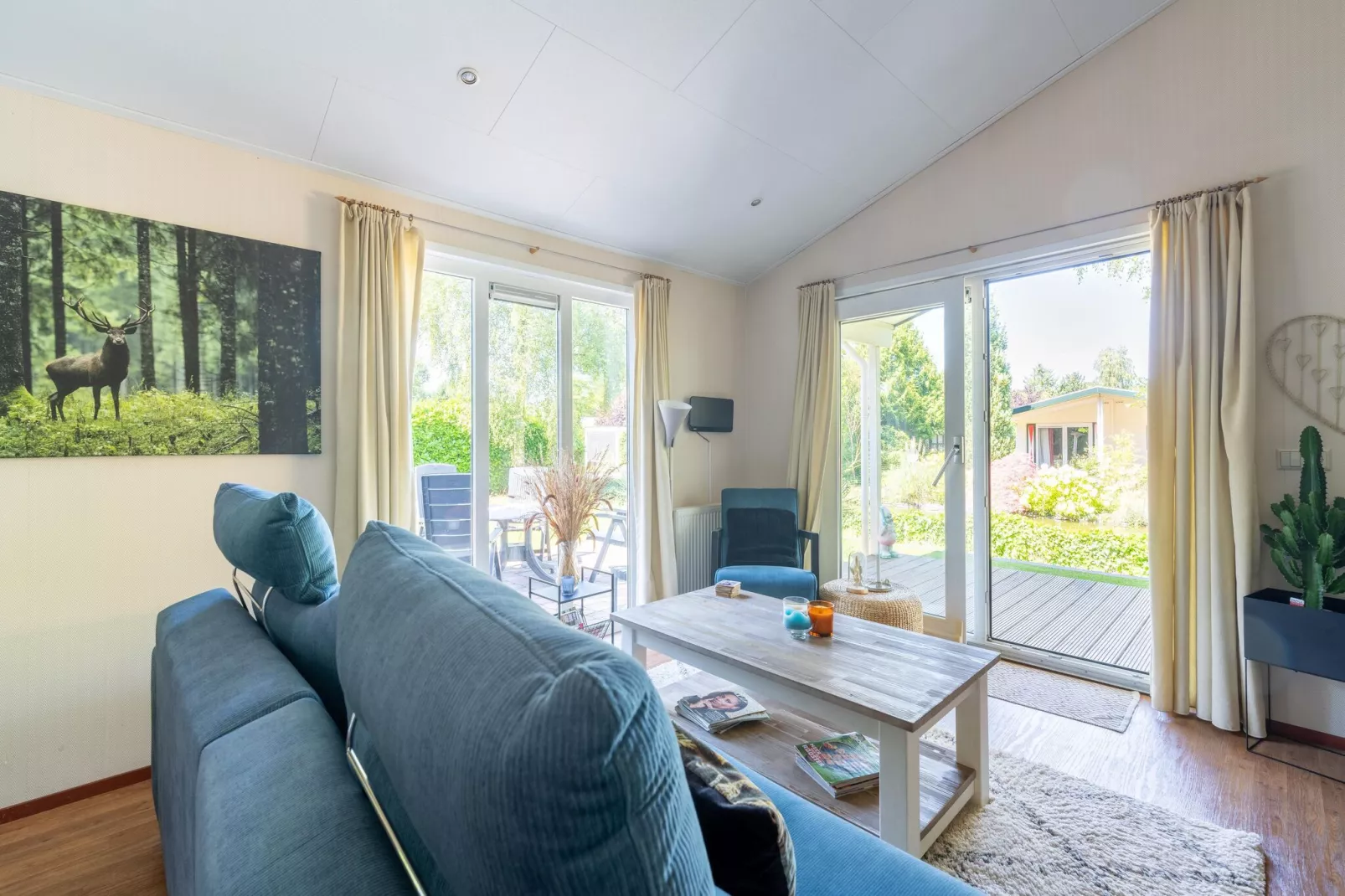 Genieten in Voorthuizen-Living room