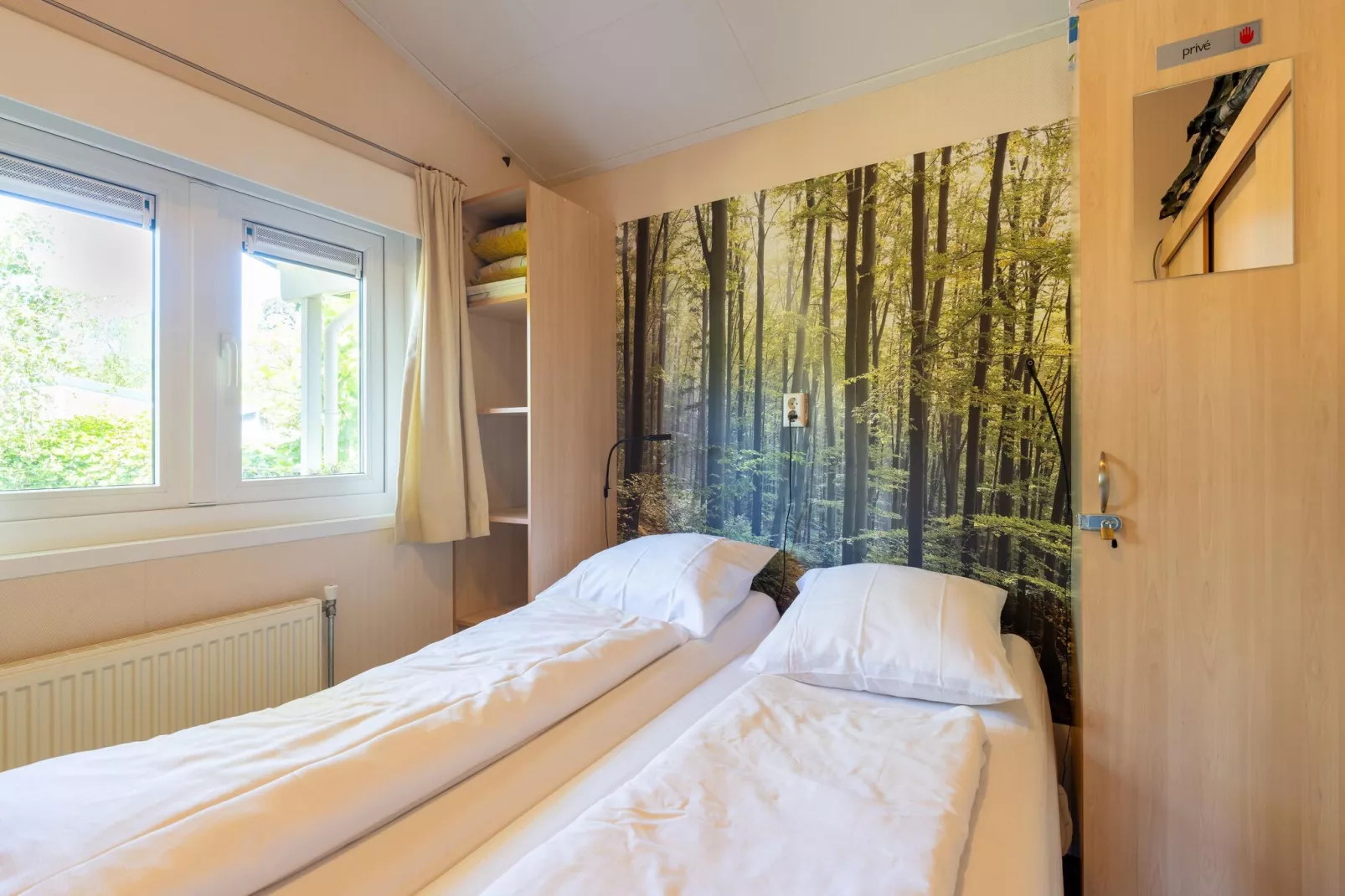 Genieten in Voorthuizen-Bedroom